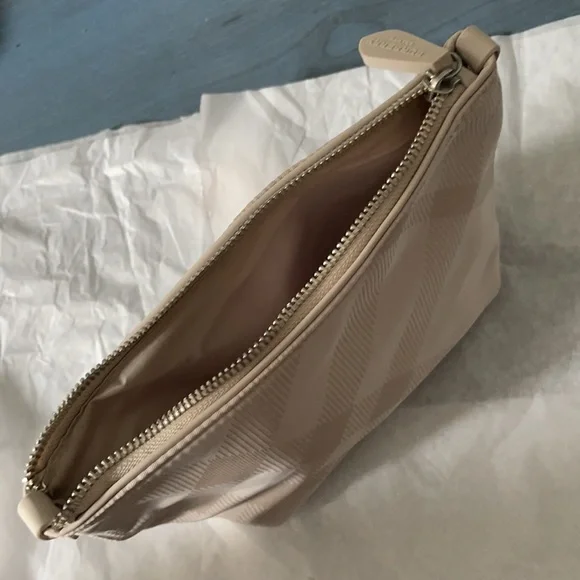 Burberry pouch - Picture 4 of 5